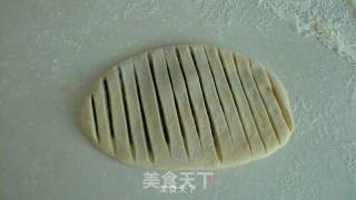 豆沙毛毛虫面包的做法步骤：11