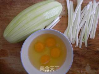 清爽烫面饺的做法步骤：2