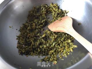 抓住春天的尾巴【春笋炖子排】的做法步骤：3