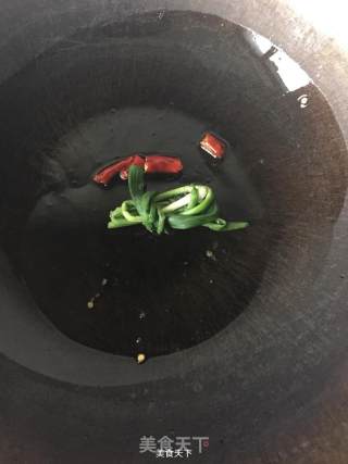 黄豆芽烧面筋塞肉的做法步骤：7