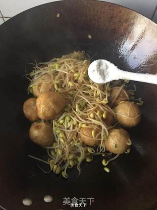 黄豆芽烧面筋塞肉的做法步骤：8
