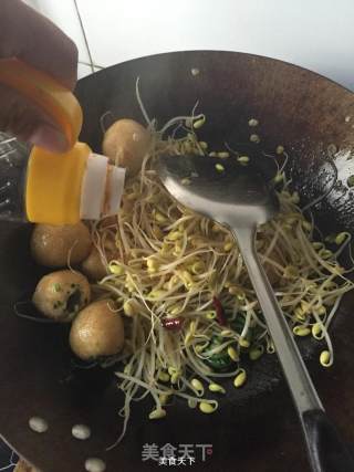 黄豆芽烧面筋塞肉的做法步骤：9