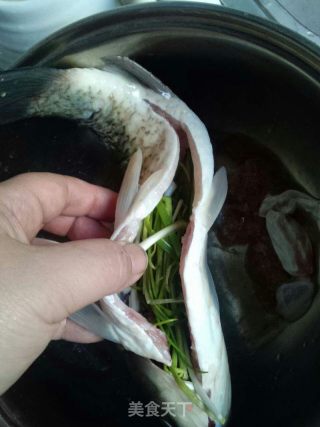 养颜补气靓汤之: 鲫鱼鲜笋豆腐汤的做法步骤：7