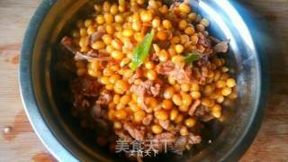 黄豆炒猪肉的做法步骤：4