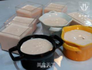 [香兰世家]丝滑草莓布丁 爱上布丁从它开始的做法步骤：9