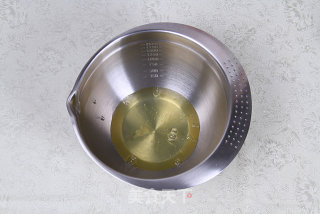 舌尖上的青涩风情——抹茶蛋糕卷的做法步骤：8