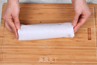 舌尖上的青涩风情——抹茶蛋糕卷的做法步骤：28