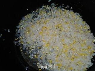 银耳海鲜粥的做法步骤：2