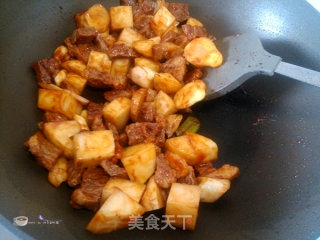 土豆炖牛肉的做法步骤：7