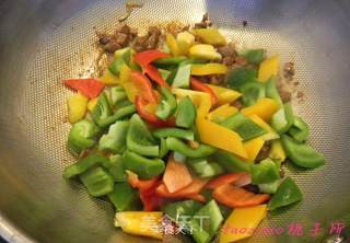 彩椒肉丁的做法步骤：7