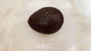 牛油果沙拉的做法步骤：1