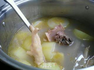 节瓜眉豆猪骨鸡脚汤的做法步骤：4