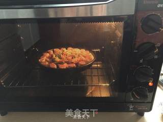 花边培根披萨的做法步骤：10