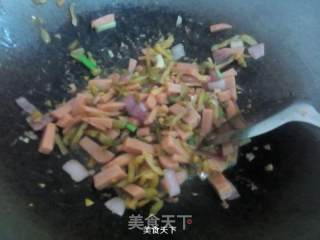 彩椒榨菜炒火腿丝的做法步骤：7