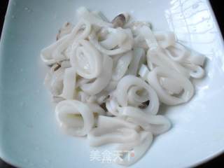 清蒸金针鱿鱼圈的做法步骤：4