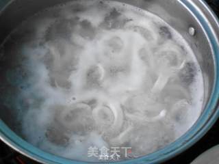 清蒸金针鱿鱼圈的做法步骤：5