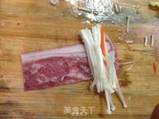 培根金针菇卷的做法步骤：4