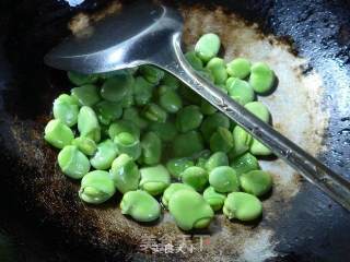 香葱蚕豆的做法步骤：3