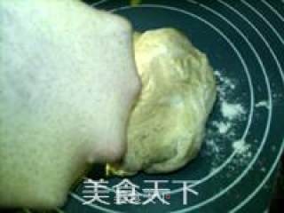 核桃葡萄干面包的做法步骤：11