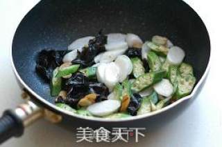 春日清肺清爽菜：清炒秋葵山药的做法步骤：6