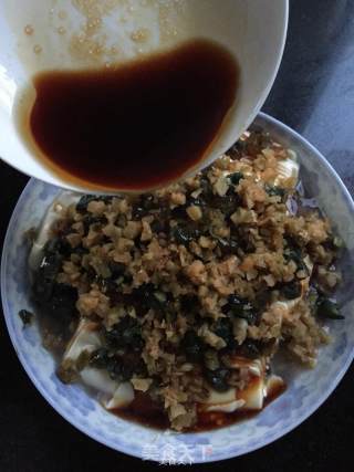 凉拌皮蛋豆腐的做法步骤：7