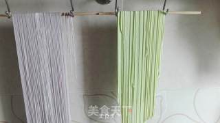 彩色面条的做法步骤：12