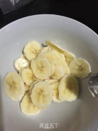 蜂蜜香蕉派的做法步骤：3