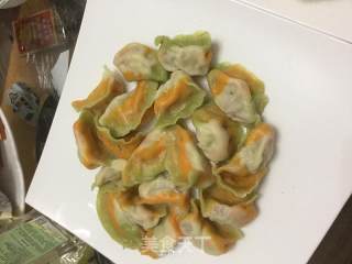 彩虹饺的做法步骤：8