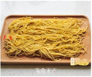 又Q又滑筋道好吃的炒面秘方的做法步骤：1