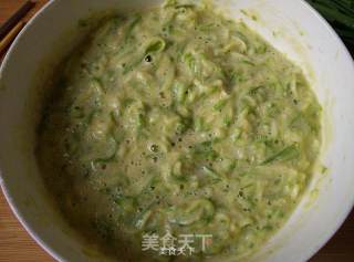 西葫芦鸡蛋饼的做法步骤：6