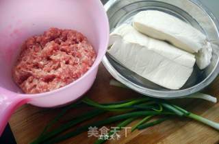 肉丸豆腐汤的做法步骤：1
