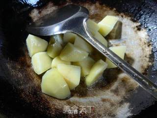 香菇烧土豆的做法步骤：4