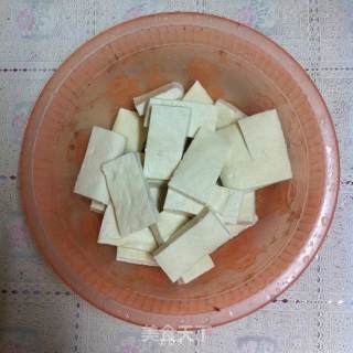 孜然豆腐的做法步骤：1