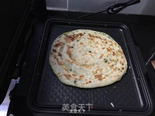 葱香手抓饼的做法步骤：10
