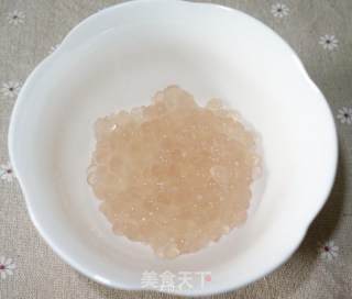 菠萝西米露的做法步骤：4
