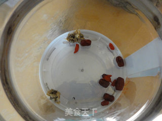 菊花茶的做法步骤：1