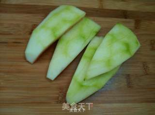 炝炒西瓜皮的做法步骤：1
