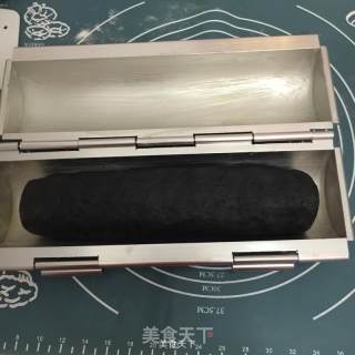 玫瑰竹炭吐司的做法步骤：19