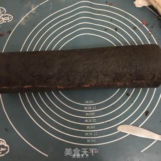 玫瑰竹炭吐司的做法步骤：22