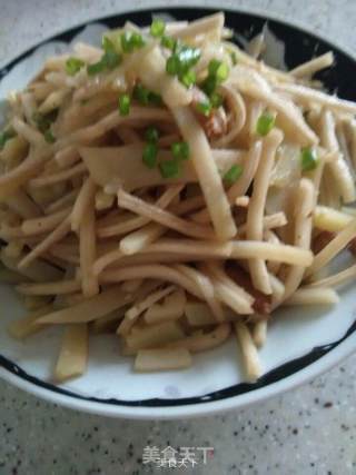肉丝小炒二丝~葫芦丝土豆炒肉丝的做法步骤：11