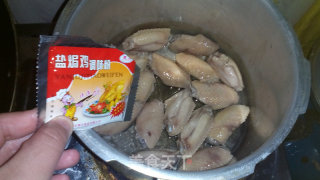 油焗芝麻鸡翅的做法步骤：6