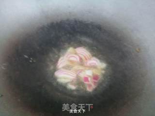 圆白菜虾米炒豆泡的做法步骤：3