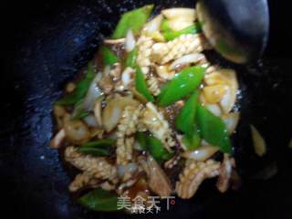 油爆鱿鱼的做法步骤：8