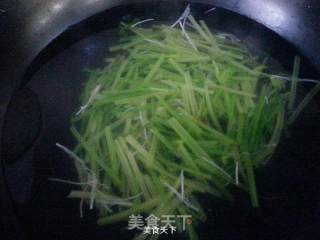 时令凉拌菜的做法步骤：2