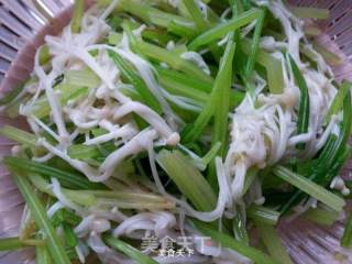 时令凉拌菜的做法步骤：3