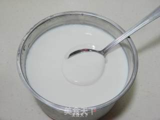 菠萝酸奶昔的做法步骤：2