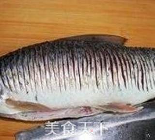 香煎鲮鱼的做法步骤：2