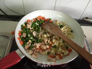 时蔬炒面丁的做法步骤：5
