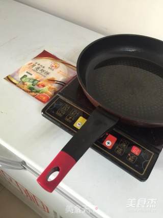 台湾月亮虾饼的做法步骤：1