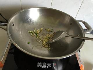 杏鲍菇黑木耳肉丝的做法步骤：4